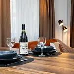 Nest & Rest - Wi-fi & Free Parking Apartman *