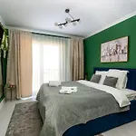 Apartman Nest & Rest - Wi-fi & Free Parking *