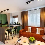 Nest & Rest - Wi-fi & Free Parking 布拉索夫