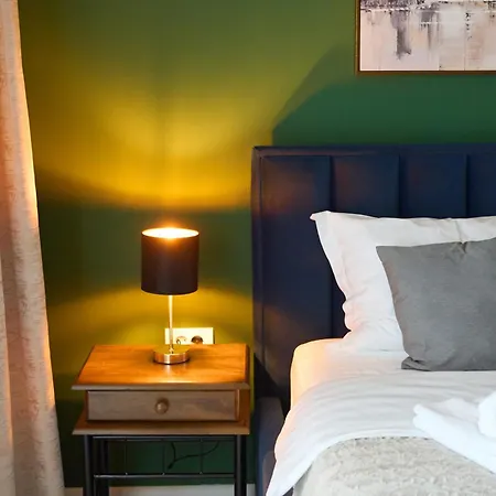 Nest & Rest - Wi-fi & Free Parking *