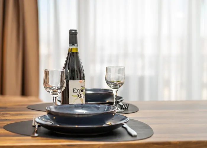 Nest & Rest - Wi-fi & Free Parking * Braşov