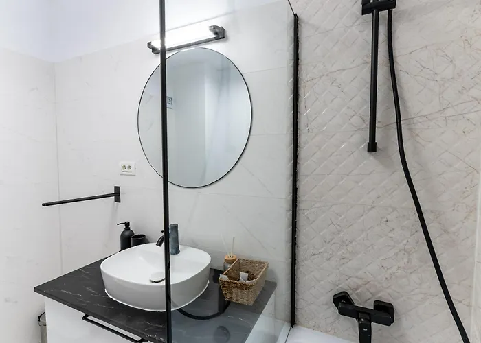 Nest & Rest - Wi-fi & Free Parking