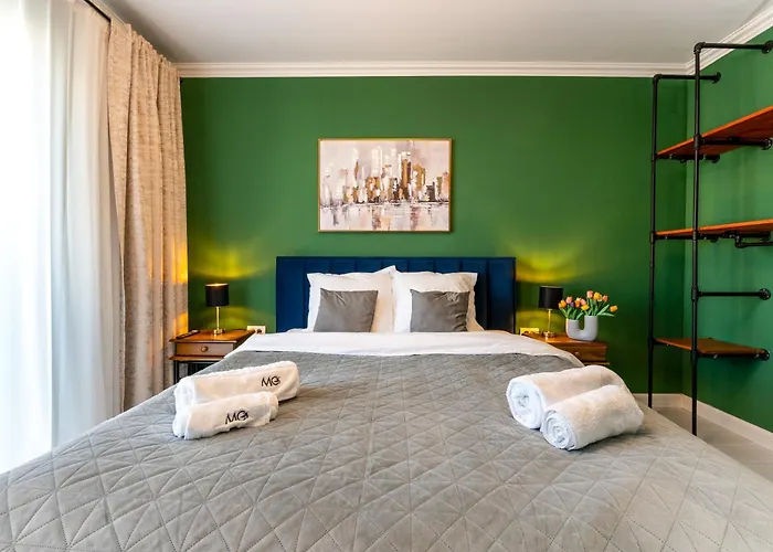 Nest & Rest - Wi-fi & Free Parking * Braşov